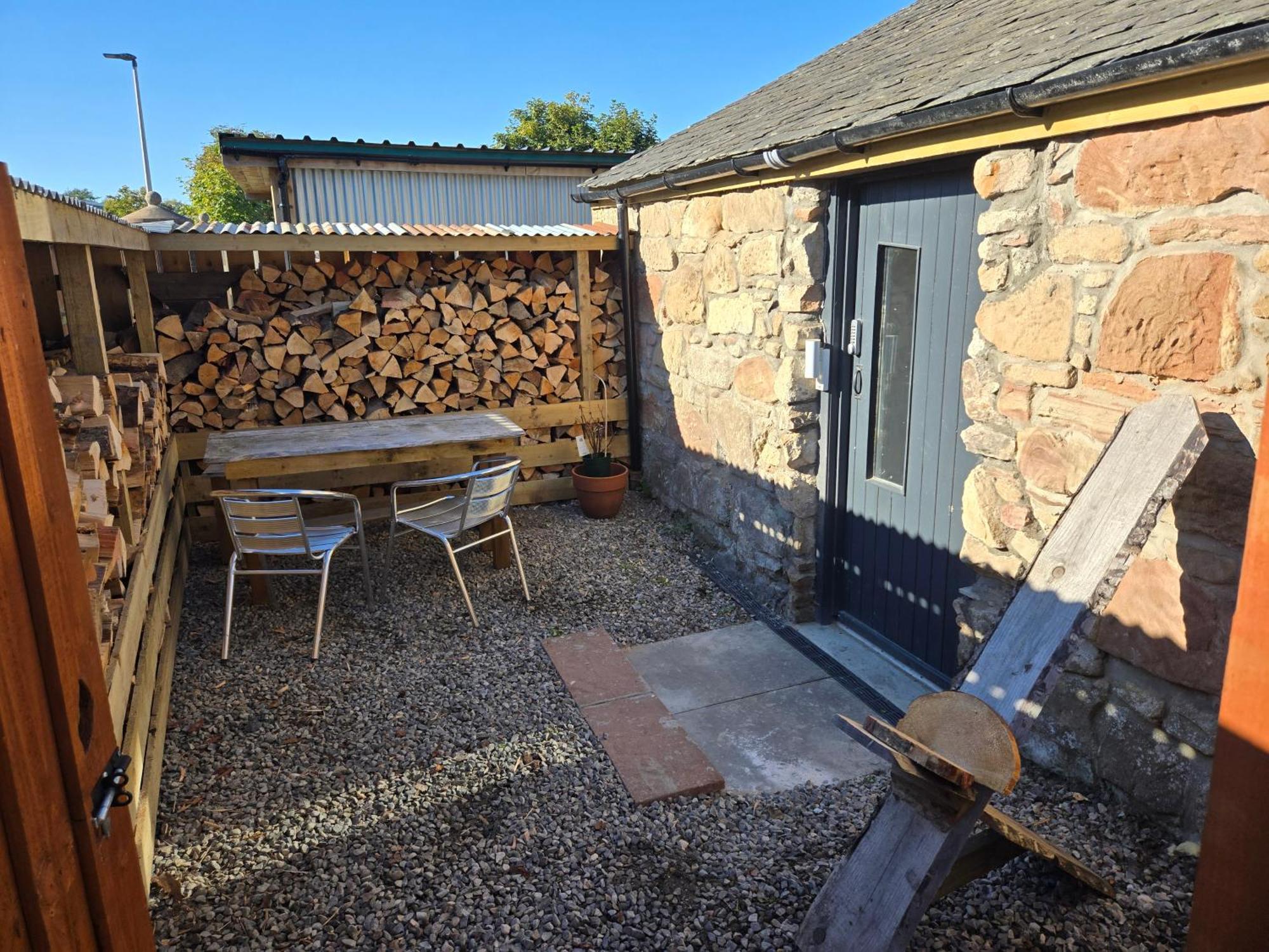 The Wee Bothy * Tain